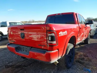 2020 Ram 2500 Laramie z VIN 3C6UR5FL5LG167208, wystawiony jako IAAI lot #41035465 z przebiegiem 206 427 mil mil oraz . Historia ofert i sprzedaży dostępna na DreamBid. Obrazek 4.