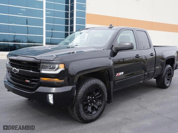 2018 Chevrolet Silverado 1500 LT with VIN 1GCVKREC6JZ247673, listed as a Copart auction lot 51680235 with 44,245 mi miles and Salvage Title. Bid and sale history available at carsss.com. Image 2.