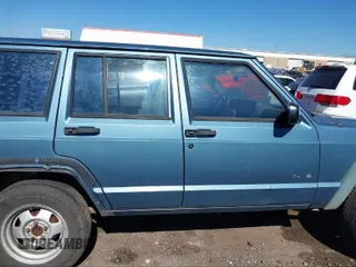 1998 Jeep Cherokee SE с VIN 1J4FT28S3WL282431, выставлен на аукционе IAAI как лот 41668470 с пробегом 203 932 миль миль и . История ставок и продаж доступна на DreamBid. Изображение 14.