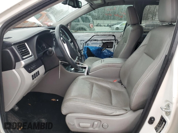2016 Toyota Highlander Hybrid Limited with VIN 5TDDCRFH4GS017708, listed as a Copart auction lot 82051443 with 243,591 mi miles. Bid and sale history available at carsss.com. Image 7.