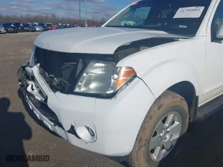 2012 Nissan Pathfinder SV with VIN 5N1AR1NB9CC619107, listed as a IAAI auction lot 41741053 with 141,952 mi miles. Bid and sale history available at carsss.com. Image 18.