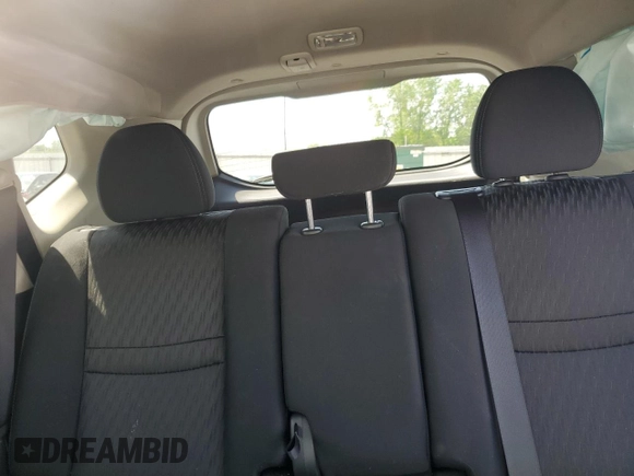2017 Nissan Rogue SV z VIN KNMAT2MT6HP501456, wystawiony jako Copart lot #55625395 z przebiegiem Nie podano mil oraz Szkoda całkowita • Salvage title. Historia ofert i sprzedaży dostępna na DreamBid. Obrazek 10.