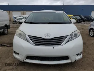 2011 Toyota Sienna XLE AAS with VIN 5TDYK3DC3BS175507, listed as a Copart auction lot 53231855 with 245,149 mi miles and Clean title. Bid and sale history available at DreamBid. Image 5.
