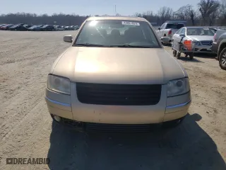2003 Volkswagen Passat GLX with VIN WVWRH63B73P038515, listed as a Copart auction lot 41373555 with 145,012 mi miles and Salvage Title. Bid and sale history available at carsss.com. Image 5.