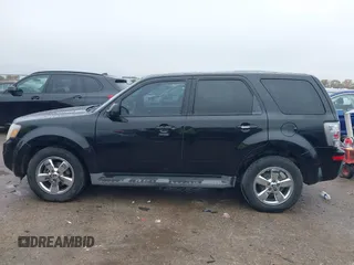 2011 Mercury Mariner Premier с VIN 4M2CN8HG9BKJ03188, выставлен на аукционе IAAI как лот 41008214 с пробегом 182 870 миль миль и . История ставок и продаж доступна на DreamBid. Изображение 14.