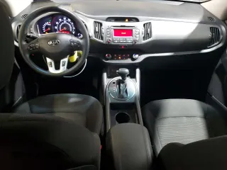 2013 Kia Sportage LX с VIN KNDPBCA23D7504226, выставлен на аукционе Copart как лот 63759715 с пробегом 89 883 миль миль и Списание • Salvage title. История ставок и продаж доступна на DreamBid. Изображение 8.