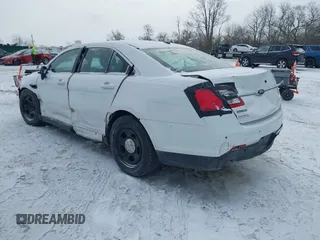 2017 Ford Police Interceptor Sedan with VIN 1FAHP2L88HG100142, listed as a IAAI auction lot 41608283 with 113,786 mi miles. Bid and sale history available at carsss.com. Image 3.