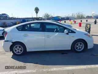 2011 Toyota Prius I with VIN JTDKN3DU6B1342882, listed as a IAAI auction lot 41763788 with 137,120 mi miles. Bid and sale history available at carsss.com. Image 13.