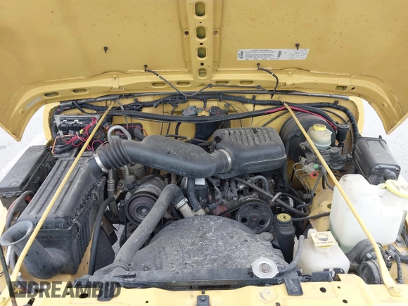2000 Jeep Wrangler SE with VIN 1J4FA29P5YP705215, listed as a IAAI auction lot 41920532 with 92,927 mi miles and . Bid and sale history available at DreamBid. Image 10.