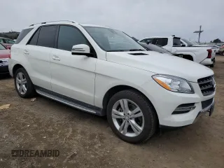 2013 Mercedes-Benz M 350 with VIN 4JGDA2EB9DA243869, listed as a Copart auction lot 44978135 with 111,549 mi miles and Salvage Title. Bid and sale history available at carsss.com. Image 4.