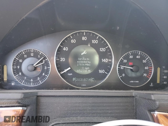 2005 Mercedes-Benz E 500 with VIN WDBUH83J35X168838, listed as a Copart auction lot 69885014 with 203,187 mi miles and Salvage Title. Bid and sale history available at carsss.com. Image 9.