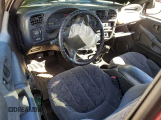 1998 GMC Sonoma with VIN 1GTDT14X1W8504265, listed as a Copart auction lot 48937435 with 155,313 mi miles and Salvage Title. Bid and sale history available at carsss.com. Image 8.