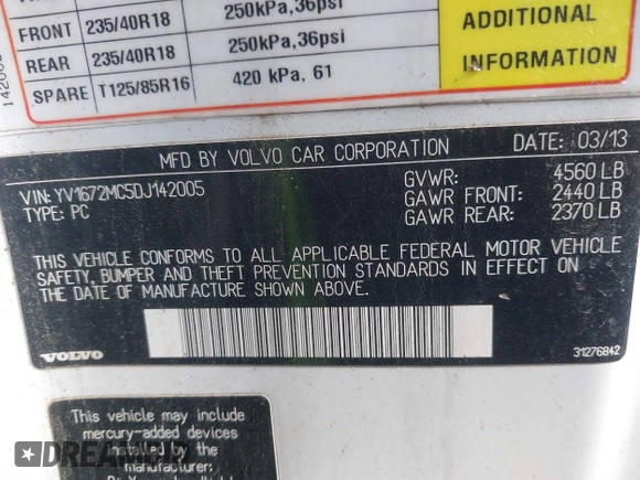 2013 Volvo C70 T5 with VIN YV1672MC5DJ142005, listed as a IAAI auction lot 41634212 with 94,435 mi miles. Bid and sale history available at carsss.com. Image 9.