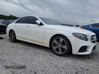 2017 Mercedes-Benz E 300 Luxury z VIN WDDZF4JB0HA082594, wystawiony jako Copart lot #61448885 z przebiegiem Nie podano mil oraz Szkoda całkowita • Salvage title. Historia ofert i sprzedaży dostępna na DreamBid. Obrazek 4.