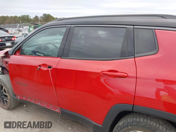 2019 Jeep Compass Trailhawk with VIN 3C4NJDDB1KT780585, listed as a IAAI auction lot 41282706 with 78,252 mi miles and . Bid and sale history available at carsss.com. Image 14.