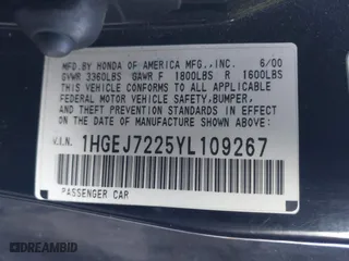 2000 Honda Civic HX with VIN 1HGEJ7225YL109267, listed as a IAAI auction lot 41097182 with 209,943 mi miles. Bid and sale history available at carsss.com. Image 9.