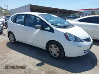 2009 Honda Fit z VIN JHMGE88239S045275, wystawiony jako IAAI lot #42142589 z przebiegiem 145 964 mil mil oraz . Historia ofert i sprzedaży dostępna na DreamBid. Obrazek 1.