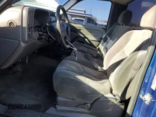 2004 Chevrolet Silverado 1500 LS with VIN 1GCEC14T04Z195171, listed as a Copart auction lot 43559235 with 142,316 mi miles and Salvage Title. Bid and sale history available at carsss.com. Image 7.