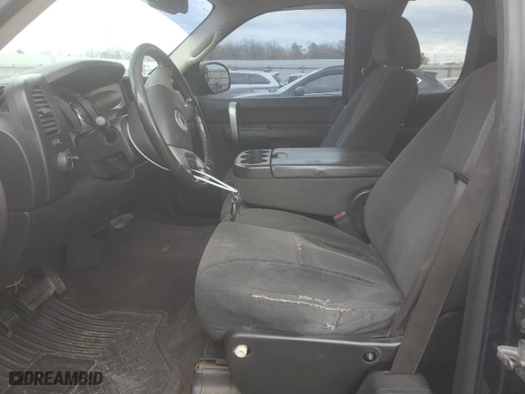 2007 Chevrolet Silverado 1500 Work Truck with VIN 2GCEC19C471711246, listed as a Copart auction lot 43143695 with 302,328 mi miles and Salvage Title. Bid and sale history available at carsss.com. Image 7.