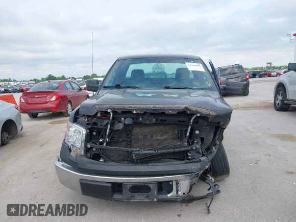 2013 Ford F-150 XL z VIN 1FTMF1CM2DFB81092, wystawiony jako IAAI lot #42364662 z przebiegiem 118 038 mil mil oraz . Historia ofert i sprzedaży dostępna na DreamBid. Obrazek 11.