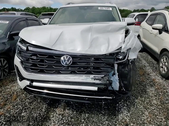 2025 Volkswagen Atlas SE with VIN 1V2FR2CA5SC545885, listed as a Copart auction lot 56670505 with 1,772 mi miles and Salvage title. Bid and sale history available at DreamBid. Image 14.