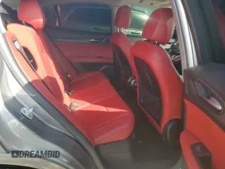 2021 Alfa Romeo Stelvio Ti z VIN ZASPAKBN5M7D20449, wystawiony jako Copart lot #49804615 z przebiegiem 46 127 mil mil oraz Szkoda całkowita • Salvage title. Historia ofert i sprzedaży dostępna na DreamBid. Obrazek 10.