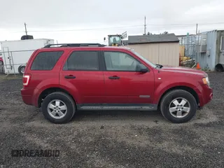 2008 Ford Escape XLT с VIN 1FMCU03108KC38240, выставлен на аукционе IAAI как лот 42121319 с пробегом 289 201 миль миль и . История ставок и продаж доступна на DreamBid. Изображение 13.