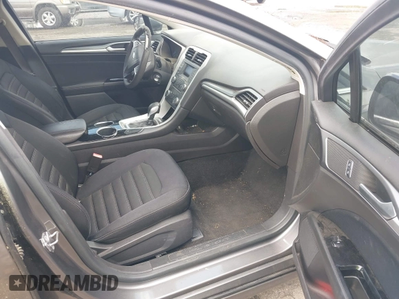 2013 Ford Fusion SE with VIN 3FA6P0H70DR240121, listed as a IAAI auction lot 42401625 with 167,675 mi miles and . Bid and sale history available at DreamBid. Image 5.