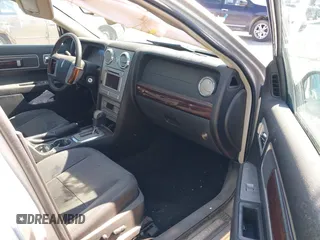 2009 Lincoln MKZ with VIN 3LNHM26T39R605255, listed as a IAAI auction lot 38514339 with 93,700 mi miles and . Bid and sale history available at DreamBid. Image 5.