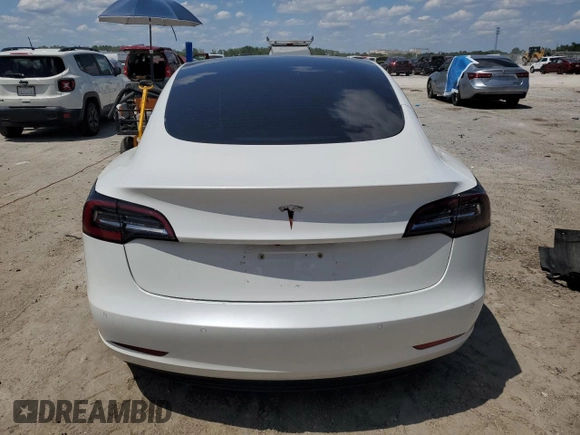 2021 Tesla Model 3 Standard Range Plus z VIN 5YJ3E1EA3MF085641, wystawiony jako Copart lot #56849295 z przebiegiem 123 350 mil mil oraz Tytuł czysty. Historia ofert i sprzedaży dostępna na DreamBid. Obrazek 6.