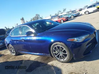 2018 Alfa Romeo Giulia with VIN ZARFAEBN1J7592164, listed as a IAAI auction lot 41411043 with 26,943 mi miles. Bid and sale history available at carsss.com. Image 13.