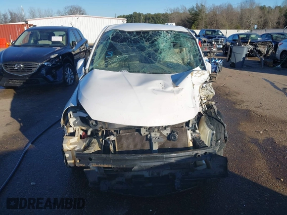 2009 Nissan Versa 1.8 SL with VIN 3N1BC13E59L387306, listed as a IAAI auction lot 41322295 with 1 mi miles. Bid and sale history available at carsss.com. Image 12.