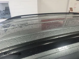 2024 Volkswagen Atlas SE z VIN 1V2HR2CAXRC564175, wystawiony jako IAAI lot #42785455 z przebiegiem 14 479 mil mil oraz . Historia ofert i sprzedaży dostępna na DreamBid. Obrazek 9.