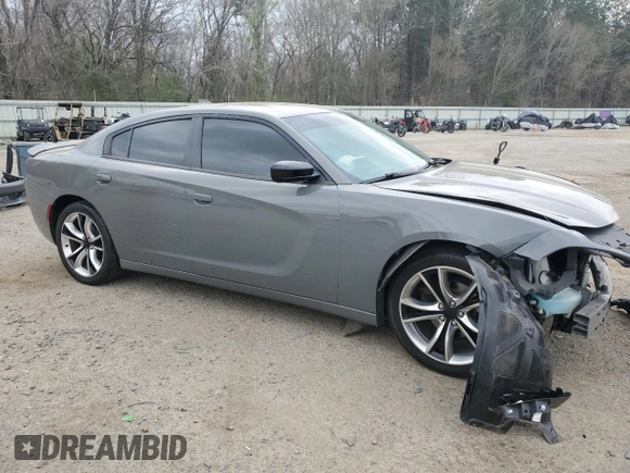 2018 Dodge Charger SXT Plus with VIN 2C3CDXHG0JH134729, listed as a Copart auction lot 48960975 with 81,950 mi miles and Salvage Title. Bid and sale history available at DreamBid. Image 4.