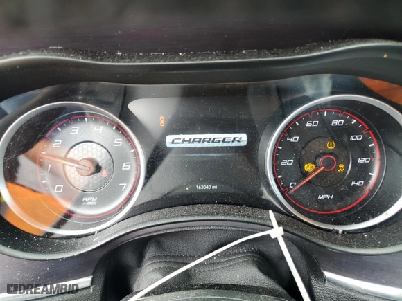 2017 Dodge Charger SE with VIN 2C3CDXBG6HH638804, listed as a Copart auction lot 50379715 with 163,040 mi miles and Clean Title. Bid and sale history available at carsss.com. Image 9.