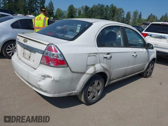 2010 Chevrolet Aveo 1LT with VIN KL1TD5DE0AB096889, listed as a IAAI auction lot 42514870 with 111,871 mi miles and . Bid and sale history available at DreamBid. Image 4.
