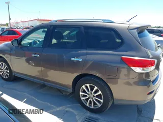 2015 Nissan Pathfinder SV with VIN 5N1AR2MN9FC673089, listed as a IAAI auction lot 42252431 with Not provided miles and . Bid and sale history available at DreamBid. Image 14.