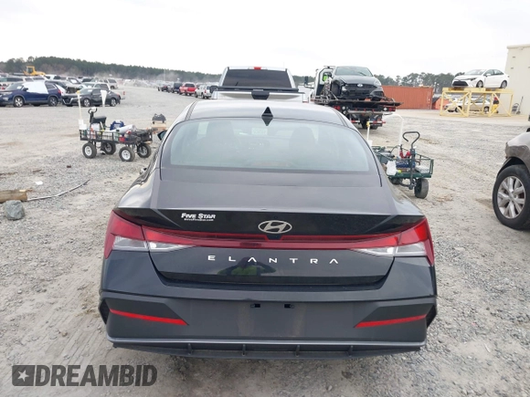 2024 Hyundai Elantra SE with VIN KMHLL4DG5RU799018, listed as a IAAI auction lot 41617298 with 6,557 mi miles and . Bid and sale history available at DreamBid. Image 16.