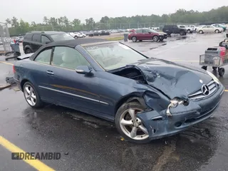 2005 Mercedes-Benz CLK 320 z VIN WDBTK65J65F134106, wystawiony jako IAAI lot #42322069 z przebiegiem 138 407 mil mil oraz . Historia ofert i sprzedaży dostępna na DreamBid. Obrazek 1.