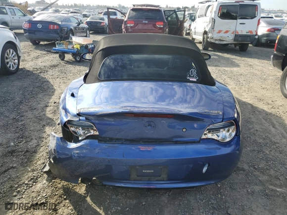 2006 BMW Z4 3.0i with VIN 4USBU33536LW59360, listed as a Copart auction lot 45905225 with 0 mi miles and Salvage Title. Bid and sale history available at carsss.com. Image 6.