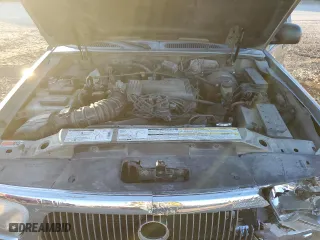 1999 Mercury Mountaineer with VIN 4M2ZU55P7XUJ42065, listed as a Copart auction lot 85194624 with 304,261 mi miles and Salvage Title. Bid and sale history available at carsss.com. Image 14.