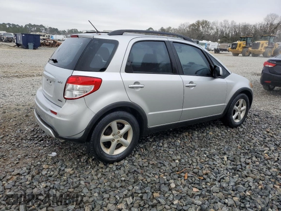 2009 Suzuki SX4 with VIN JS2YB413195101423, listed as a Copart auction lot 85321624 with 127,917 mi miles and Salvage Title. Bid and sale history available at carsss.com. Image 3.