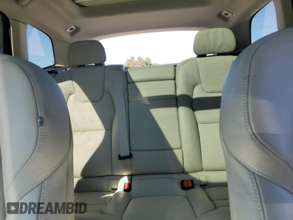 2020 Volvo XC60 Momentum with VIN YV4A22RKXL1418320, listed as a Copart auction lot 87628265 with 53,162 mi miles and Salvage title. Bid and sale history available at DreamBid. Image 10.