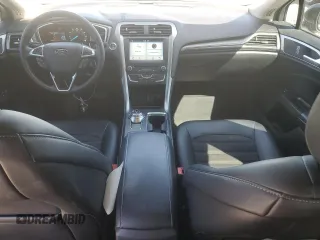2017 Ford Fusion SE with VIN 3FA6P0H94HR142409, listed as a Copart auction lot 58325775 with 64,462 mi miles and Salvage title. Bid and sale history available at DreamBid. Image 8.