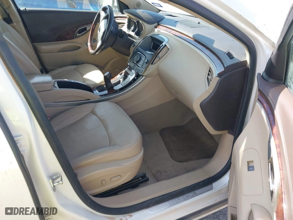2011 Buick LaCrosse CXS with VIN 1G4GE5ED8BF377695, listed as a IAAI auction lot 41758031 with 91,434 mi miles. Bid and sale history available at carsss.com. Image 5.