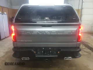 2022 Chevrolet Silverado 1500 LT Trail Boss with VIN 1GCPYFEL1NZ216763, listed as a Copart auction lot 83351734 with 63,163 mi miles and Clean Title. Bid and sale history available at DreamBid. Image 6.