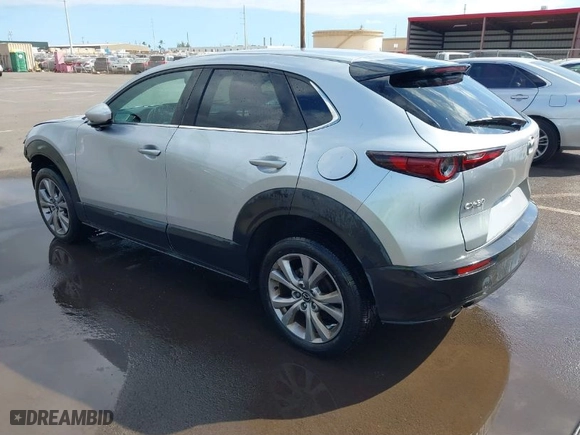 2021 Mazda CX-30 Select with VIN 3MVDMABLXMM221559, listed as a IAAI auction lot 41383201 with 31,736 mi miles. Bid and sale history available at carsss.com. Image 3.