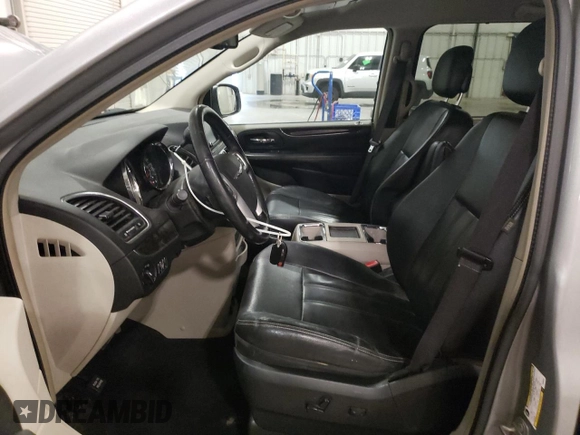 2015 Chrysler Town & Country Touring with VIN 2C4RC1BG0FR595820, listed as a Copart auction lot 55127965 with 155,397 mi miles and Salvage Title. Bid and sale history available at DreamBid. Image 7.