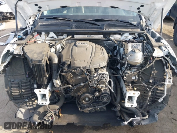 2020 Audi Q5 Premium z VIN WA1ANAFY2L2046974, wystawiony jako IAAI lot #41933942 z przebiegiem 53 911 mil mil oraz . Historia ofert i sprzedaży dostępna na DreamBid. Obrazek 10.