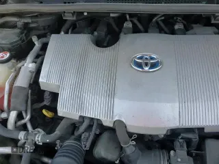 2018 Toyota Prius Plus with VIN JTDKARFP2J3078911, listed as a Copart auction lot 80928725 with 146,512 mi miles and Salvage title. Bid and sale history available at DreamBid. Image 15.